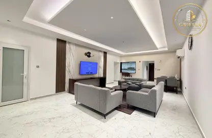 Apartment - 2 Bedrooms - 2 Bathrooms for rent in Downtown Al Mansoura - Al Mansoura - Doha