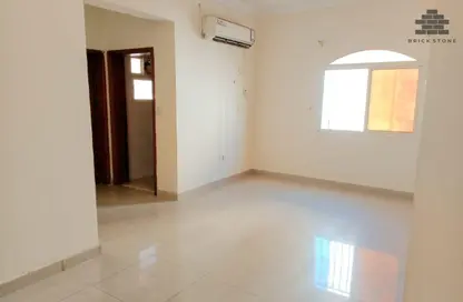 Apartment - 3 Bedrooms - 3 Bathrooms for rent in Al Mansoura - Al Mansoura - Doha