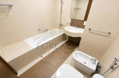 Apartment - 3 Bedrooms - 4 Bathrooms for rent in Rivan Building - Al Erkyah City - Lusail Apartment - 3 Bedrooms - 4 Bathrooms for rent in Rivan Building - Al Erkyah City - Lusail