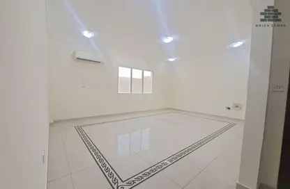 Apartment - 3 Bedrooms - 2 Bathrooms for rent in Home-Al Fina’a - Abdullah Bin Masoud Street - Fereej Bin Mahmoud - Doha