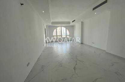 Apartment - 2 Bedrooms - 2 Bathrooms for rent in East Porto Drive - Porto Arabia - The Pearl Island - Doha