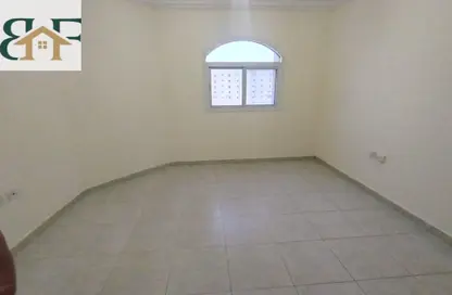 Apartment - 3 Bedrooms - 2 Bathrooms for rent in Fereej Bin Mahmoud North - Fereej Bin Mahmoud - Doha