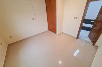 Villa - 3 Bedrooms - 4 Bathrooms for rent in New Salata - Salata - Doha