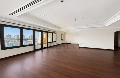 Apartment - 2 Bedrooms - 3 Bathrooms for rent in West Porto Drive - Porto Arabia - The Pearl Island - Doha