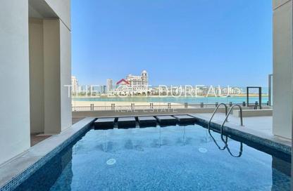 Villa - 5 Bedrooms - 6 Bathrooms for rent in Abraj Bay - Abraj Quartiers - The Pearl Island - Doha