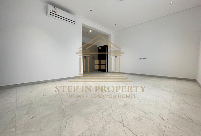 55781805 - Property Image 2