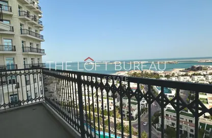 Apartment - 3 Bedrooms - 4 Bathrooms for rent in Floresta Gardens - Floresta Gardens - The Pearl Island - Doha