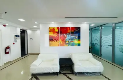 Office Space - Studio - 2 Bathrooms for rent in Umm Ghuwailina 4 - Umm Ghuwailina - Doha