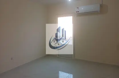 Apartment - 2 Bedrooms - 2 Bathrooms for rent in Hadramout Street - Doha Al Jadeed - Doha