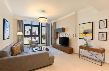 Apartment - 1 Bedroom - 1 Bathroom for rent in Anas Street - Fereej Bin Mahmoud North - Fereej Bin Mahmoud - Doha