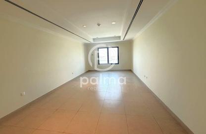 Apartment - Studio - 1 Bathroom for rent in East Porto Drive - Porto Arabia - The Pearl Island - Doha Apartment - Studio - 1 Bathroom for rent in East Porto Drive - Porto Arabia - The Pearl Island - Doha
