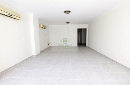 Apartment - 3 Bedrooms - 3 Bathrooms for rent in Al Jazeera Street - Fereej Bin Mahmoud North - Fereej Bin Mahmoud - Doha