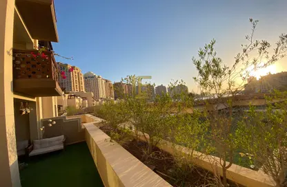 Apartment - 2 Bedrooms - 3 Bathrooms for rent in West Porto Drive - Porto Arabia - The Pearl Island - Doha