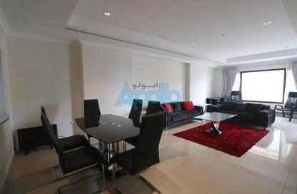 Apartment - 2 Bedrooms - 3 Bathrooms for rent in Tower 14 - Viva Bahriyah - The Pearl Island - Doha