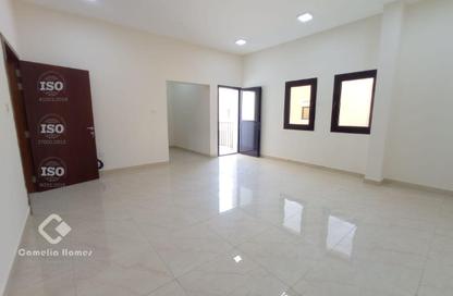 مجمع سكني - 6 غرف نوم - 5 حمامات للايجار في Hazm Al Markhiya - الدوحة