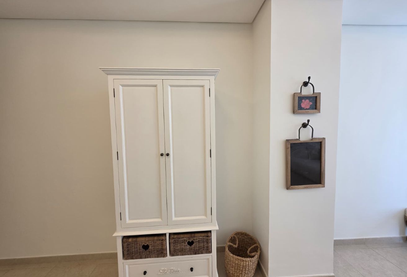 COZY 1 BHK FULLY FURNISHED INCLUDING BILLS IN VIVA thumbnail 16