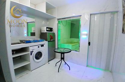 Apartment - Studio - 1 for rent in Umm Ghuwailina 4 - Umm Ghuwailina - Doha