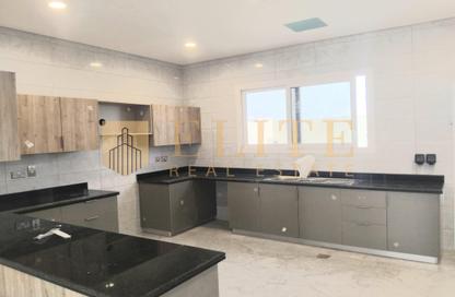 Villa - 7 Bedrooms - 7+ Bathrooms for rent in Al Kheesa - Al Kheesa - Umm Salal Mohammed