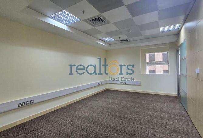 990394 - Property Image 2