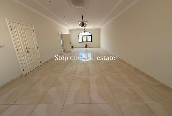 57940852 - Property Main Image