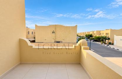 مجمع سكني - 4 - 4 للايجار في شارع الوعب - الوعب - الدوحة