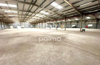 Warehouse - Studio - 2 Bathrooms for rent in Industrial Area 2 - Industrial Area - Industrial Area - Doha
