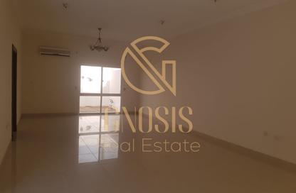 مجمع سكني - 5 - 5 للايجار في شارع المطار القديم - طريق المطار القديم - الدوحة مجمع سكني - 5 - 5 للايجار في شارع المطار القديم - طريق المطار القديم - الدوحة