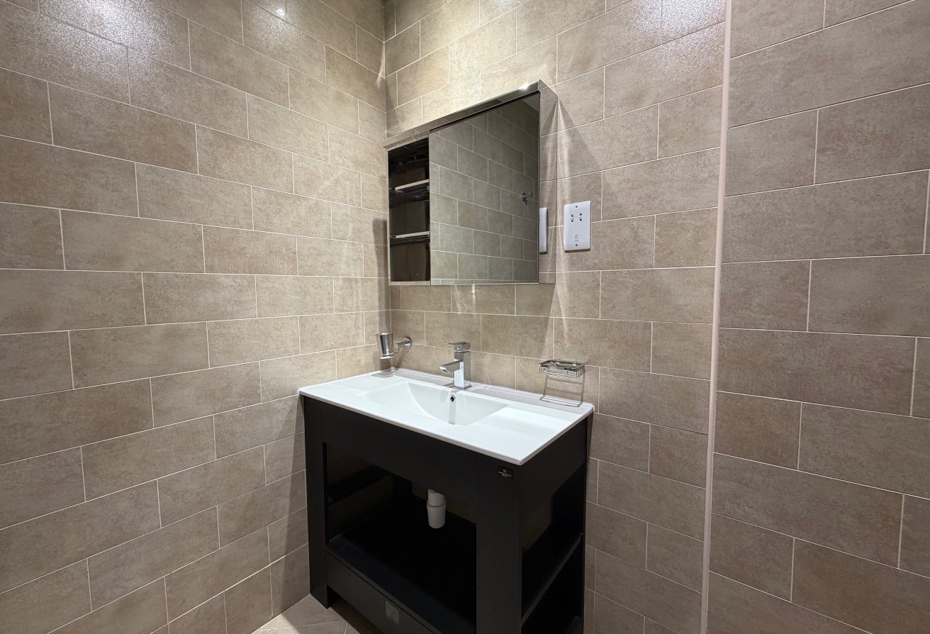 Luxury 2BR + Maid | Lusail | QAR 8,500 | Bills Inc thumbnail 9