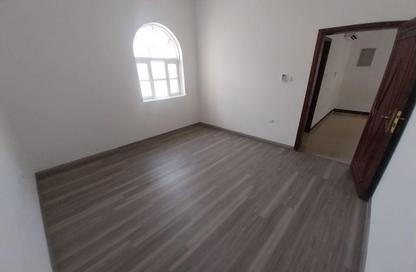 Villa - 4 Bedrooms - 3 Bathrooms for rent in Old Airport Road - Old Airport Road - Doha