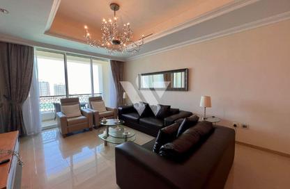 Apartment - 3 Bedrooms - 4 Bathrooms for rent in Viva West - Viva Bahriyah - The Pearl Island - Doha