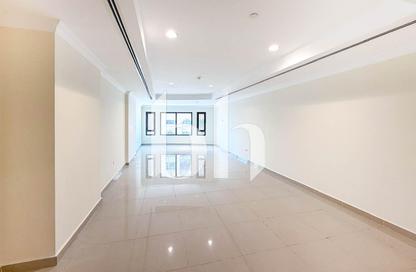 Apartment - 1 Bedroom - 2 Bathrooms for rent in West Porto Drive - Porto Arabia - The Pearl Island - Doha