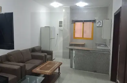 شقة - غرفة نوم - 1 حمام للايجار في ام غوالينا تجارية - ام غويلينا - أم غويلينا - الدوحة