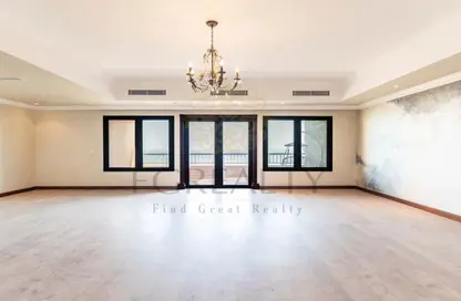 Apartment - 3 Bedrooms - 4 Bathrooms for sale in West Porto Drive - Porto Arabia - The Pearl Island - Doha