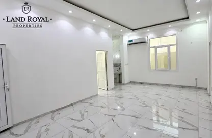 فيلا - 2 غرف نوم - 1 حمام للإيجار في المرة - الريان - الدوحة