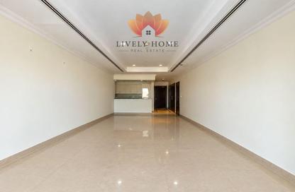 Apartment - Studio - 1 for rent in East Porto Drive - Porto Arabia - The Pearl Island - Doha
