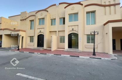 Villa - 3 - 3 for rent in Umm Al Seneem Street - Ain Khaled - Doha