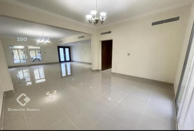 54879323 - Property Image 3