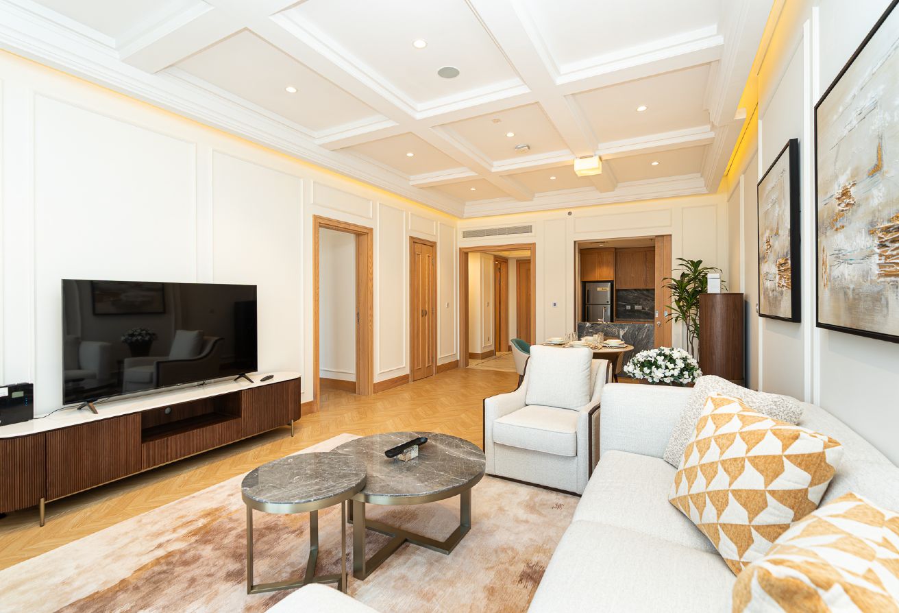 Luxurious Apartment with Office for Sale