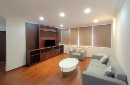 Apartment - 2 Bedrooms - 2 Bathrooms for rent in Hadramout Street - Doha Al Jadeed - Doha