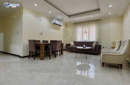 Apartment - 2 Bedrooms - 2 Bathrooms for rent in Asim Bin Omar Street - Al Mansoura - Doha