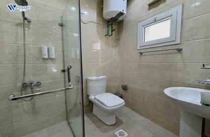 Apartment - 2 Bedrooms - 2 Bathrooms for rent in Asim Bin Omar Street - Al Mansoura - Doha