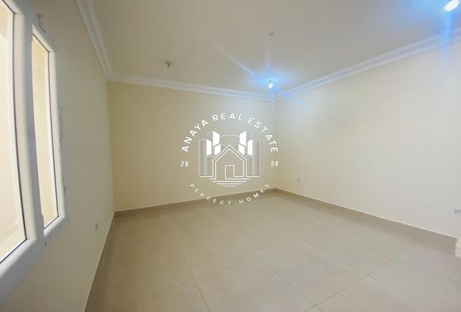 1028678 - Property Image 3