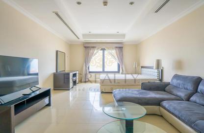 Apartment - Studio - 2 Bathrooms for rent in West Porto Drive - Porto Arabia - The Pearl Island - Doha