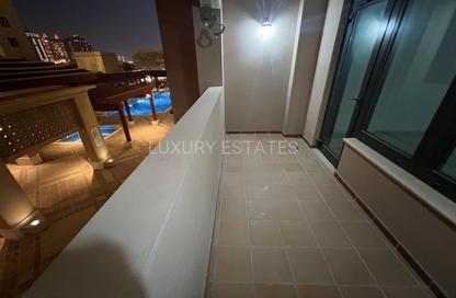 Apartment - Studio - 1 for rent in East Porto Drive - Porto Arabia - The Pearl Island - Doha