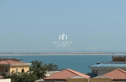 شقة - 2 غرف نوم - 3 حمامات للايجار في برج 28 - بورتو أرابيا - جزيرة اللؤلؤة - الدوحة