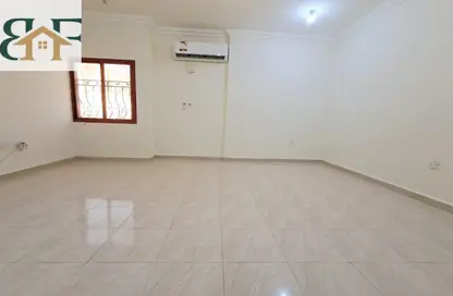 شقة - غرفة نوم - 2 حمامات للايجار في الغانم القديم - الغانم - الدوحة