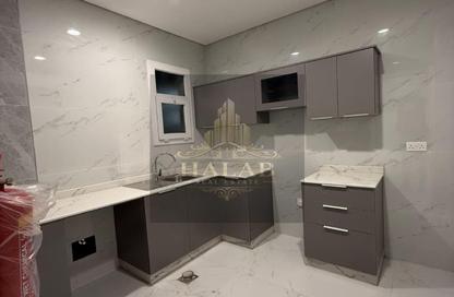 Apartment - 2 Bedrooms - 1 Bathroom for rent in Al Sadd Road - Al Sadd - Doha