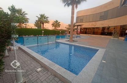 مجمع سكني - 3 غرف نوم - 4 حمامات للايجار في شارع الوعب - الوعب - الدوحة