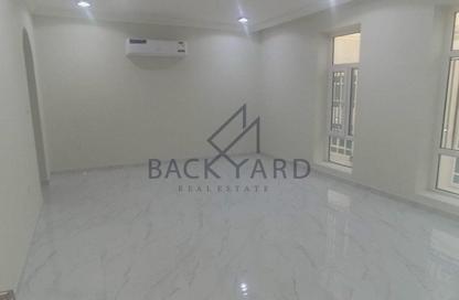 Villa - 4 Bedrooms - 5 Bathrooms for rent in Wadi Al Markh - Muraikh - AlMuraikh - Doha