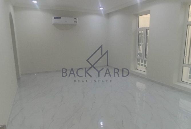 54925763 - Property Image 2